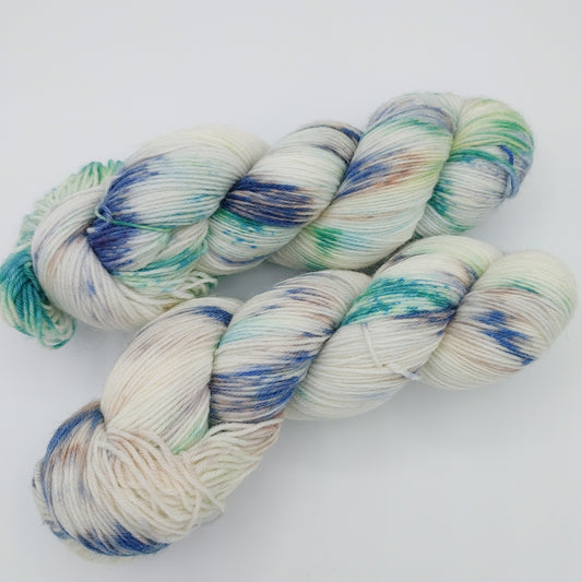 Mint Chip - DYED TO ORDER - Pick Your Yarn Weight, Base, and Quantity