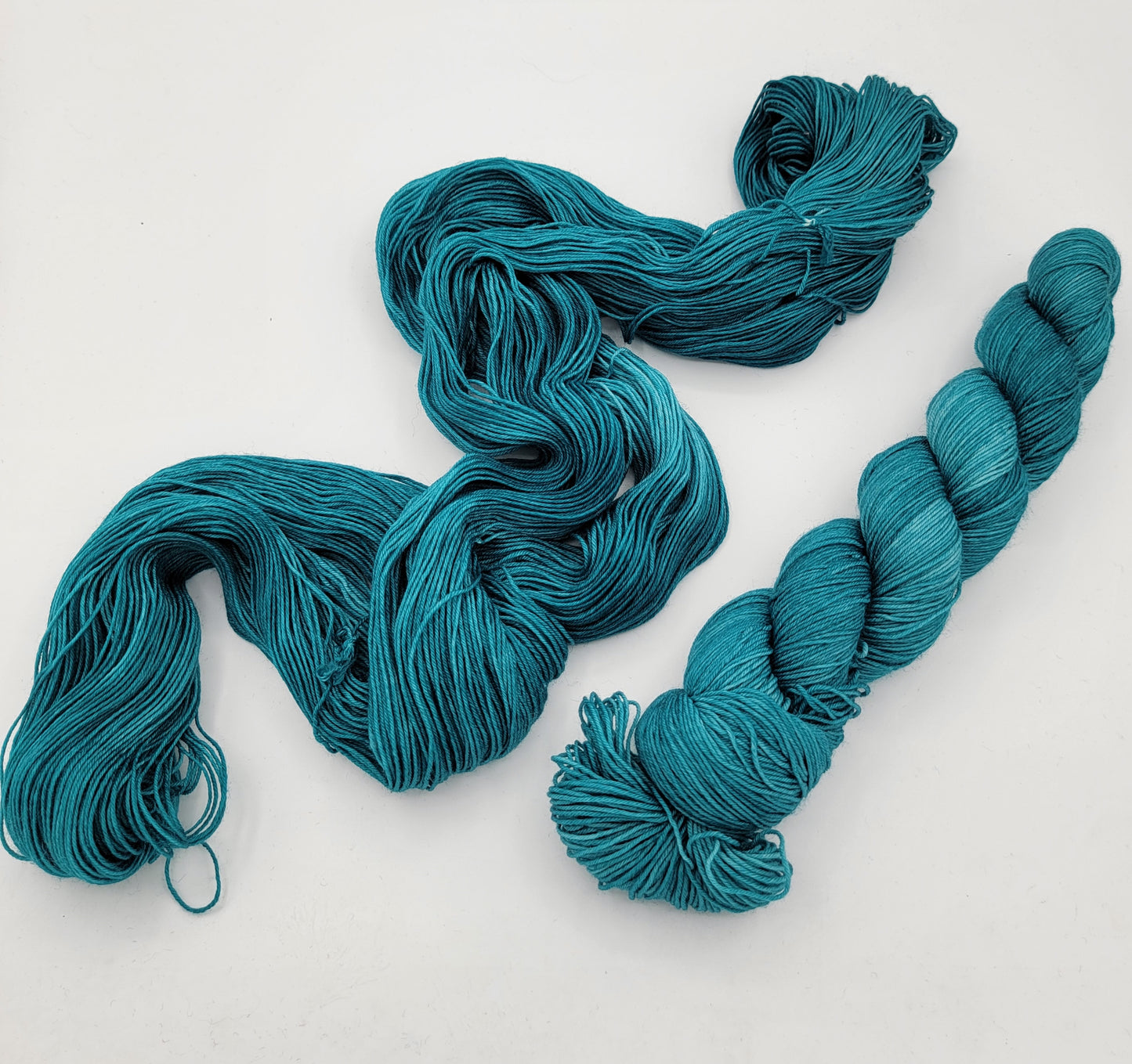 Teal Green - DYED TO ORDER - Pick Your Yarn Weight, Base, and Quantity