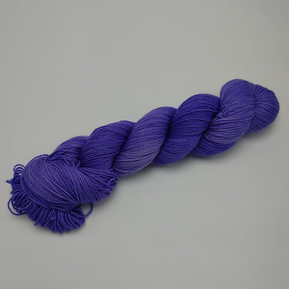 Lilac - DYED TO ORDER - Pick Your Yarn Weight, Base, and Quantity