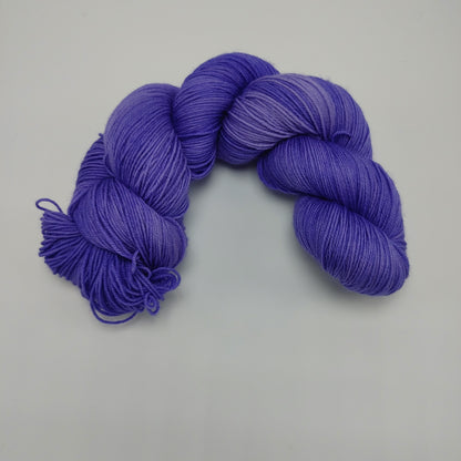 Lilac - DYED TO ORDER - Pick Your Yarn Weight, Base, and Quantity