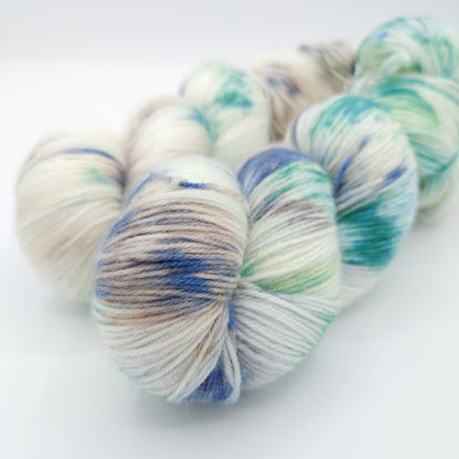 Mint Chip - DYED TO ORDER - Pick Your Yarn Weight, Base, and Quantity