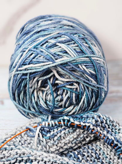 Love Birds - DYED TO ORDER - Pick Your Yarn Weight, Base, and Quantity